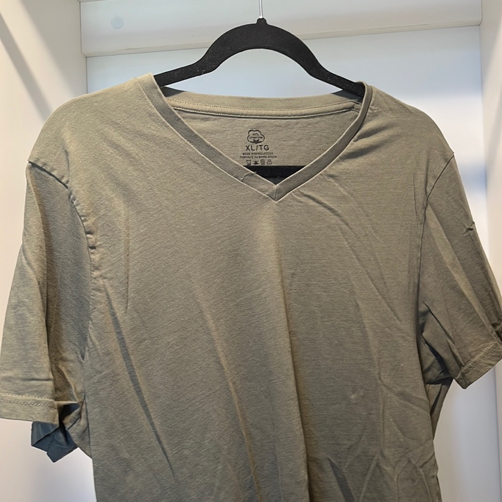 Plain V-Neck Tee